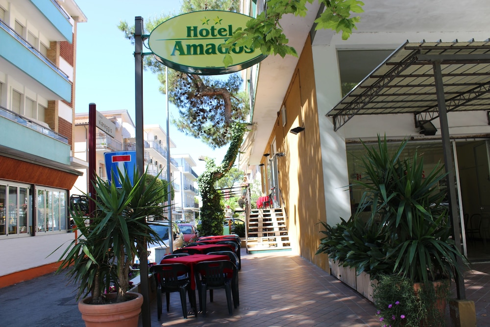 Hotel Amados - last minute hotel in Rimini