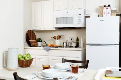 InTown Suites Extended Stay North Charleston SC Ashley Phosphate - photo 11