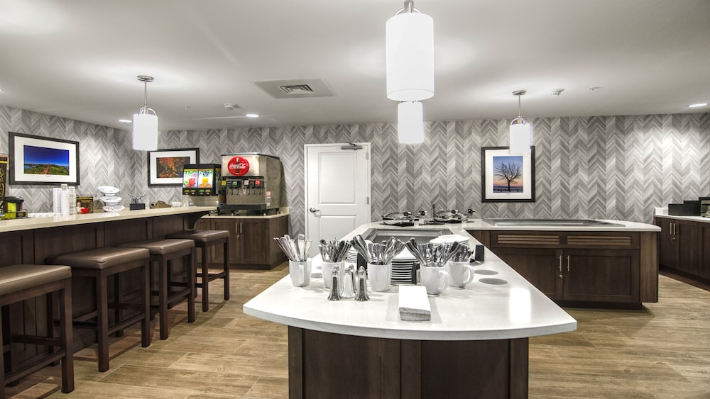Staybridge Suites Marquette by IHG - photo 27