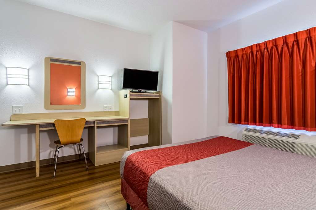 Motel 6 Fort Mill SC Charlotte - photo 13