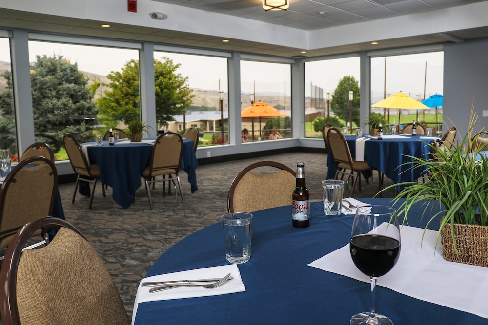 Holiday Inn Clarkston Lewiston by IHG - photo 57
