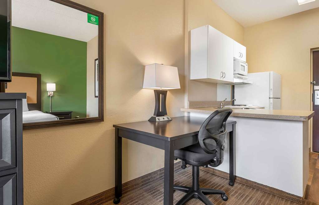 Extended Stay America Select Suites Chicago O'Hare - photo 8