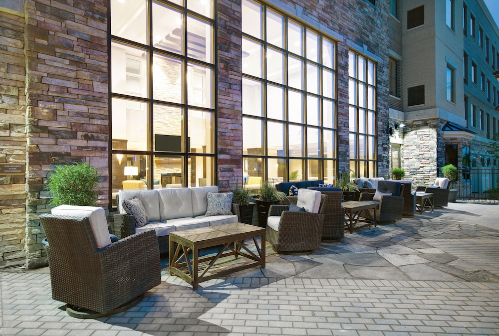 Staybridge Suites Sterling Heights Detroit by IHG - photo 38