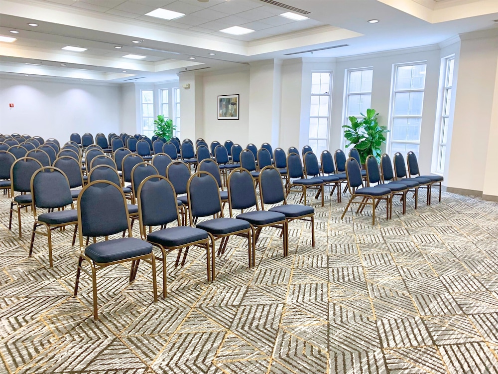 Homewood Suites by Hilton New Orleans - photo 33