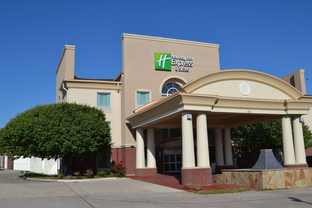 Holiday Inn Express Hotel Suites Gainesville By Ihg — Gainesville