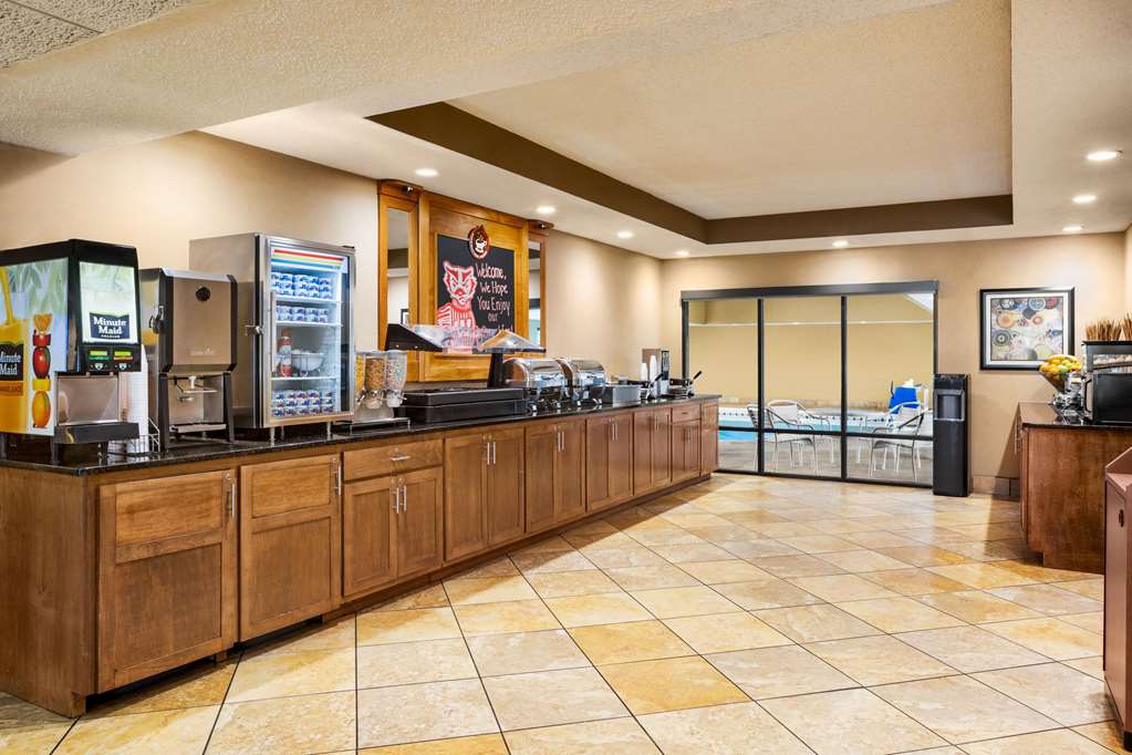 AmericInn by Wyndham Madison West - photo 37