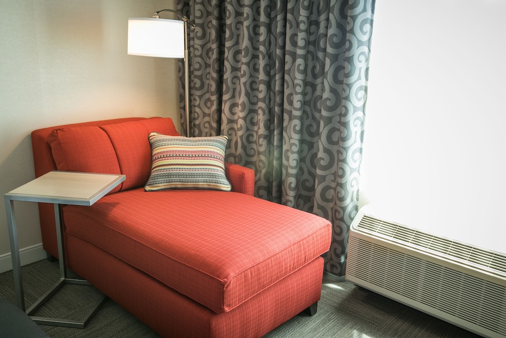 Hampton Inn & Suites Tempe Phoenix Airport AZ - photo 43