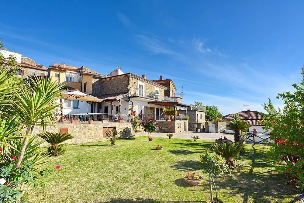 Cot Vignes - carbon neutral hotel in Marlenheim