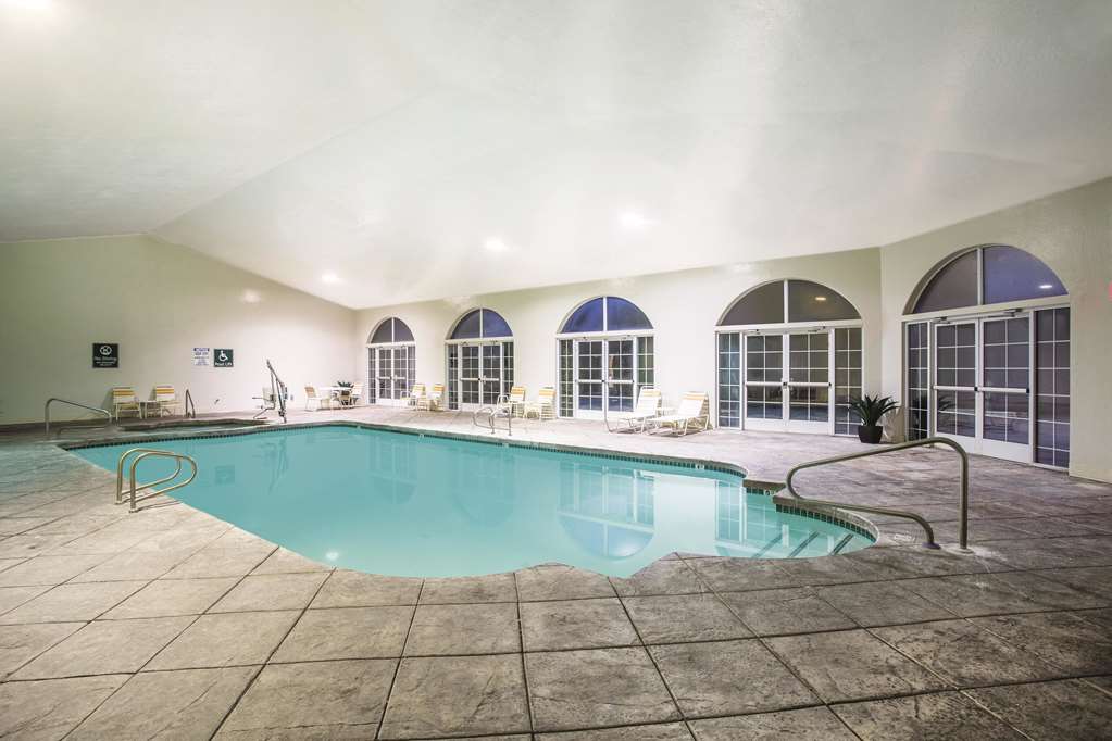 La Quinta Inn & Suites by Wyndham Conference Center Prescott - photo 7