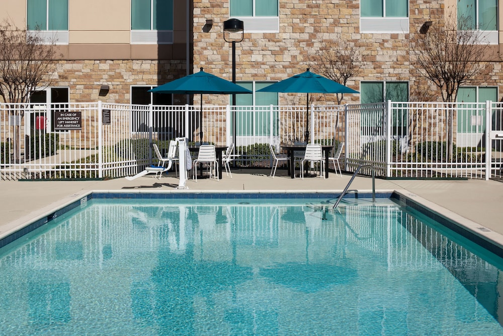 Hilton Garden Inn Frisco - photo 20