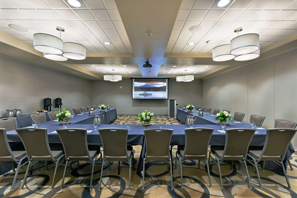 Oxford Suites Bellingham - photo 5