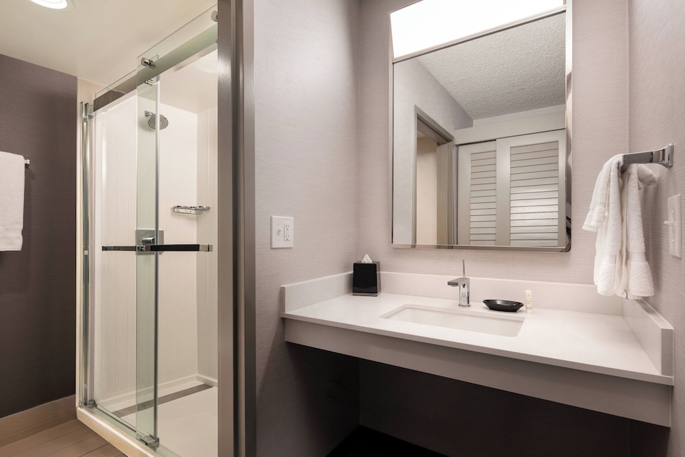 Courtyard by Marriott Fresno - photo 13