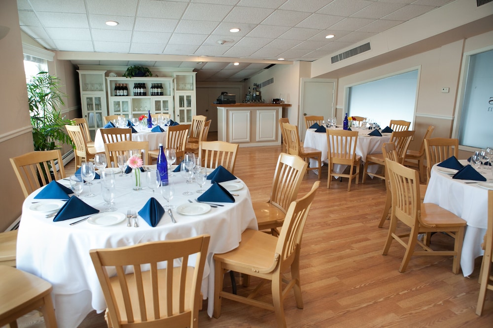 The Hotel at Cape Ann Marina - photo 122