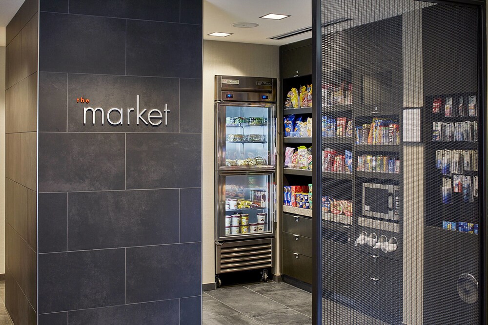 Courtyard by Marriott Minneapolis West - photo 21
