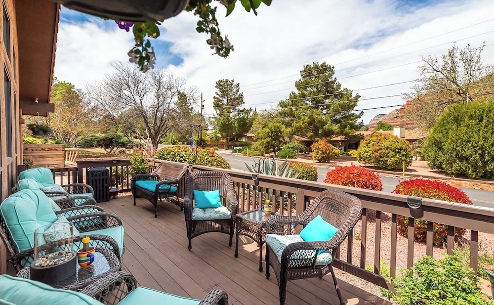 Whispering Creek Bed & Breakfast - photo 24