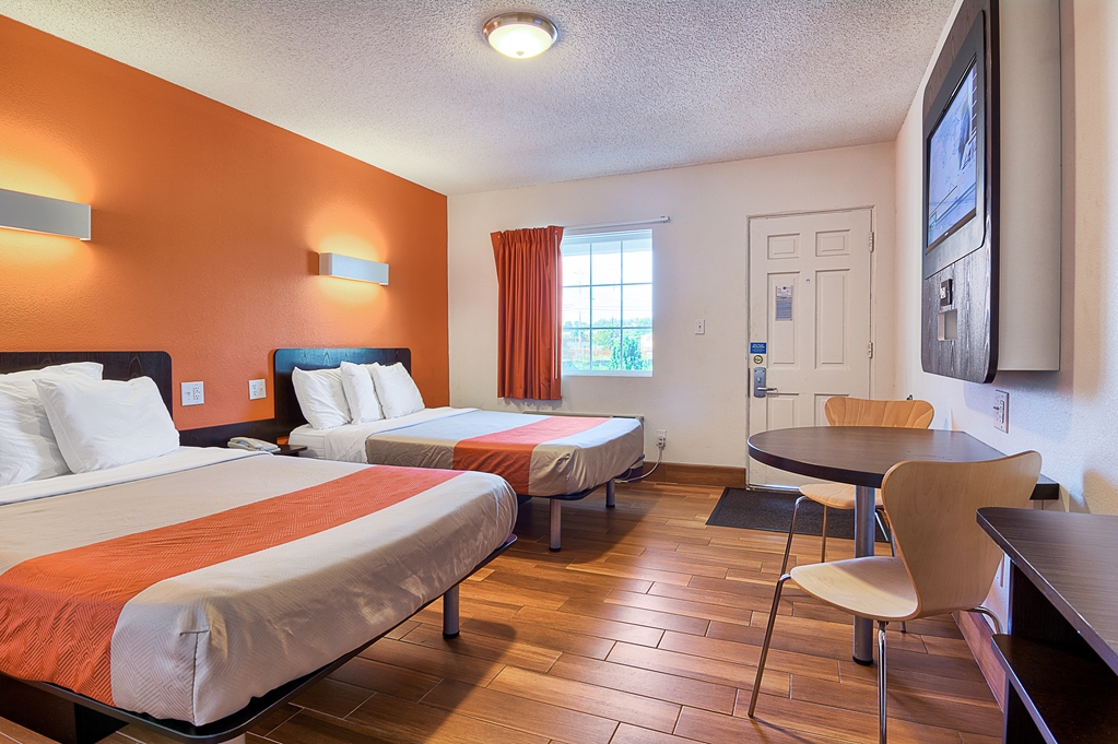 Motel 6 Harrisonburg VA South - photo 19