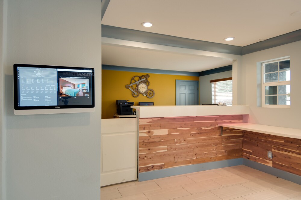 Americas Best Value Inn Hayward - photo 4