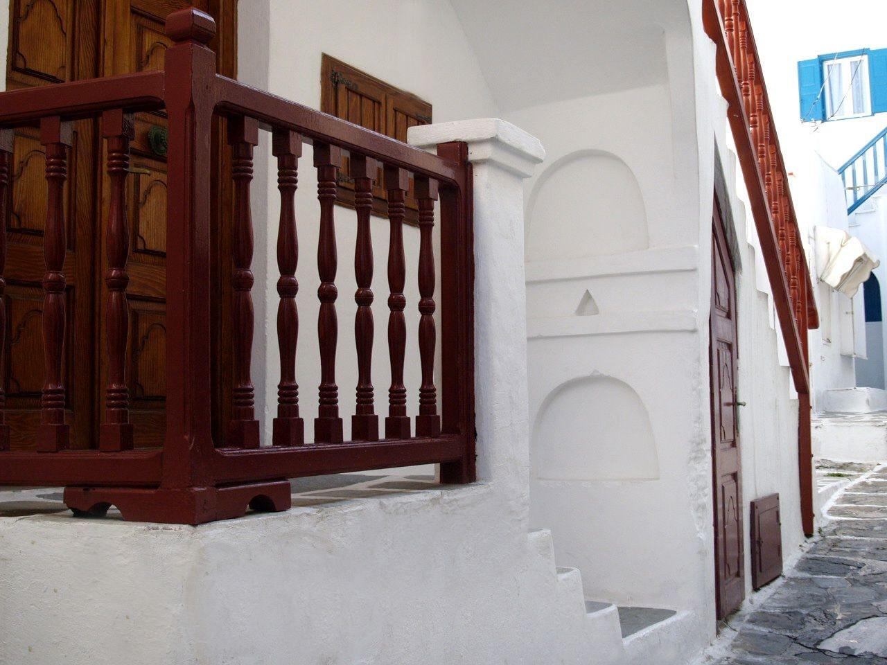 Studio Eleni - carbon neutral hotel in Mykonos
