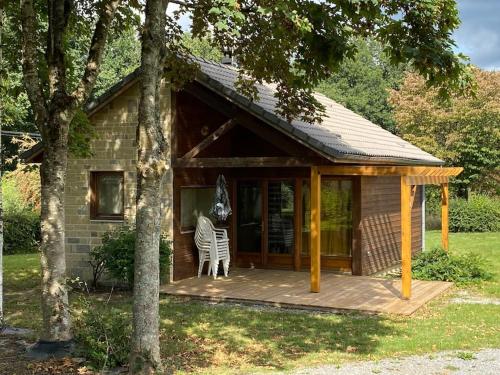 Gîte nature 4 personnes à Signy le Petit - carbon neutral hotel in Signy-Le-Petit