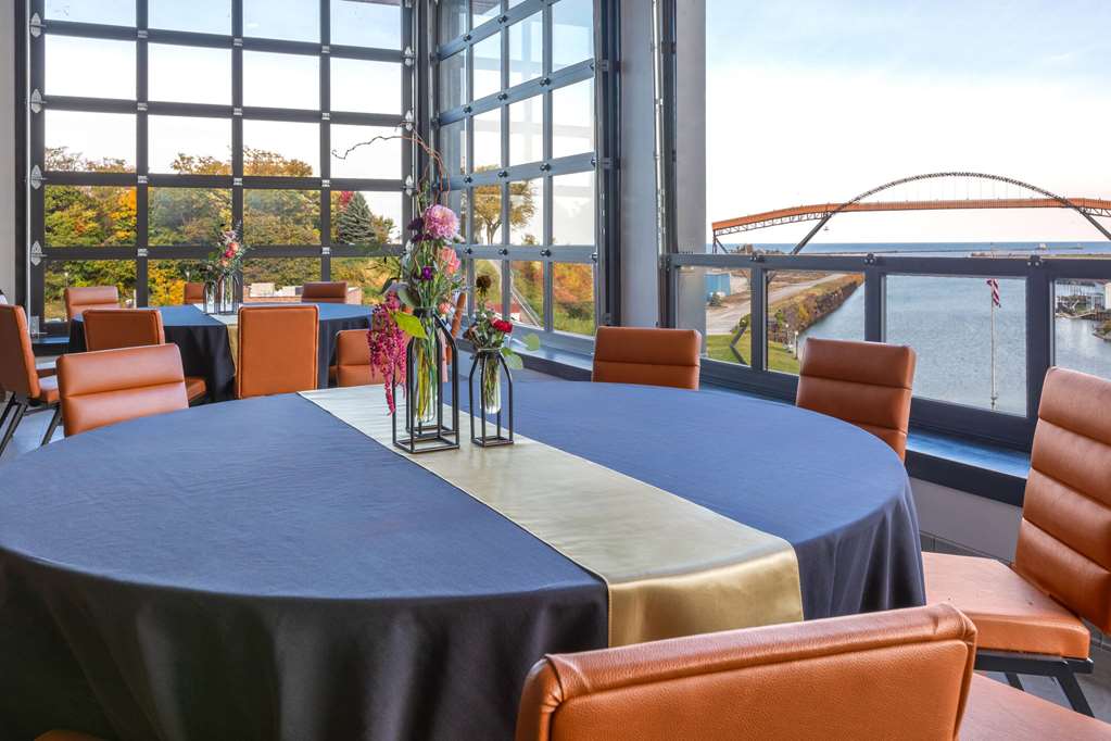 Riverbend Hotel and Suites Trademark Collection by Wyndham - photo 44