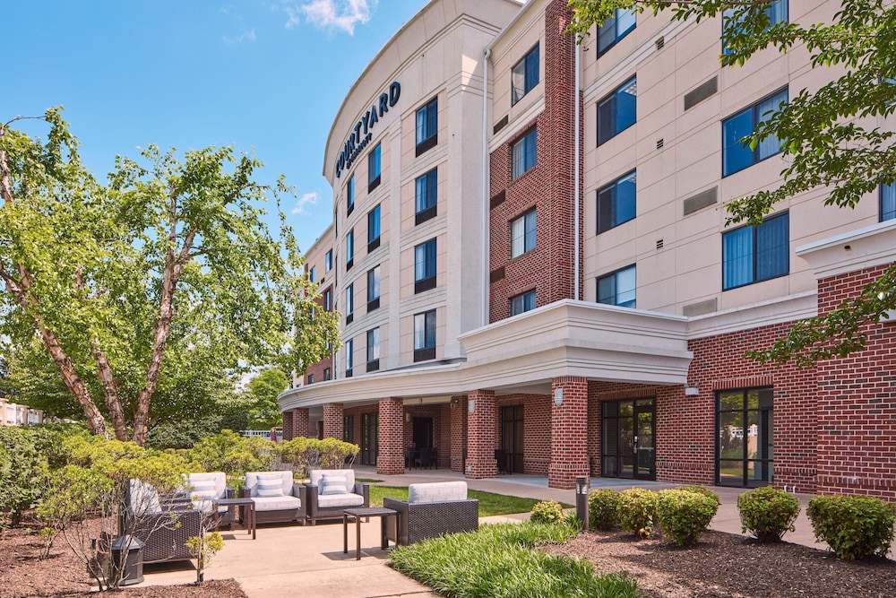 Courtyard by Marriott Winchester - photo 20