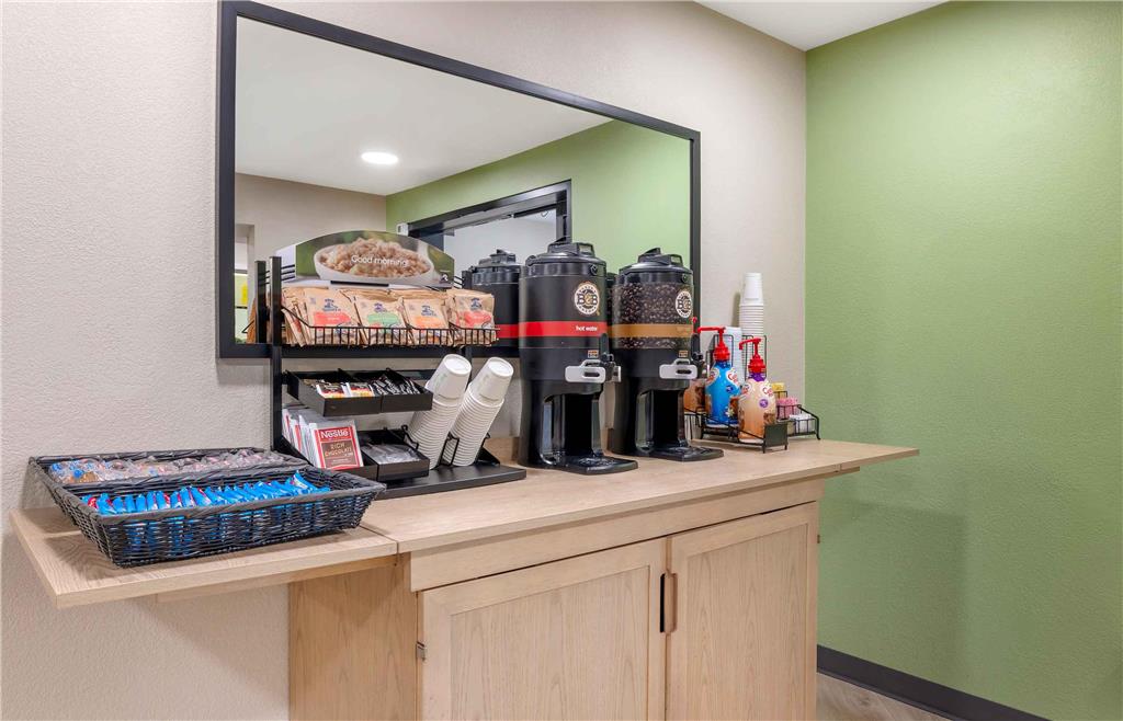 Extended Stay America Suites Carlsbad Village by the Sea - photo 5