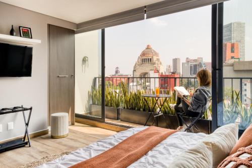 Resort Home with Extraordinary City View — eco-hotel in Mexico City