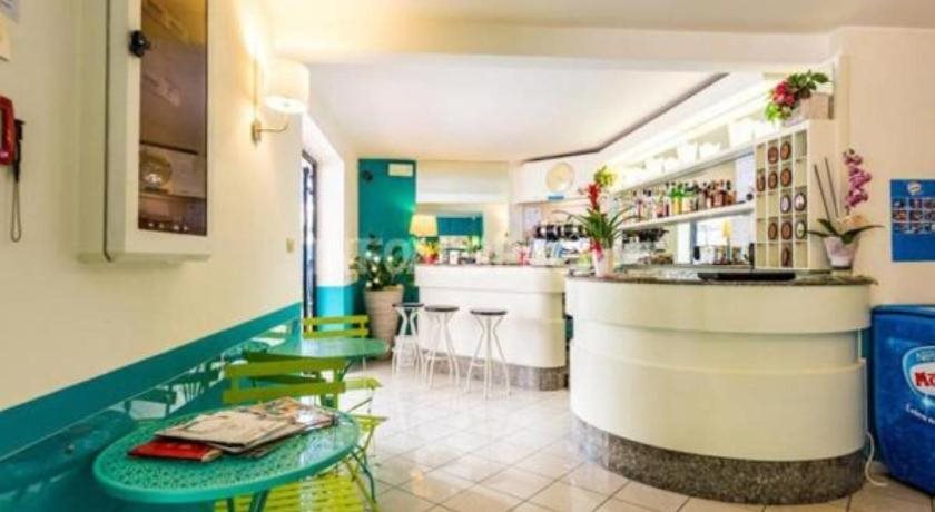 Hotel Gialpina — Rimini