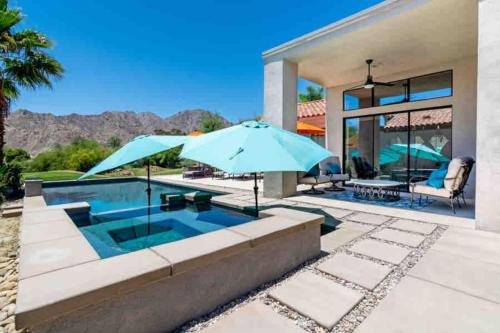 Pga Breathtaking Mountain Views Pool Oasis — 4-Star Luxury Hotel in La Quinta, United States