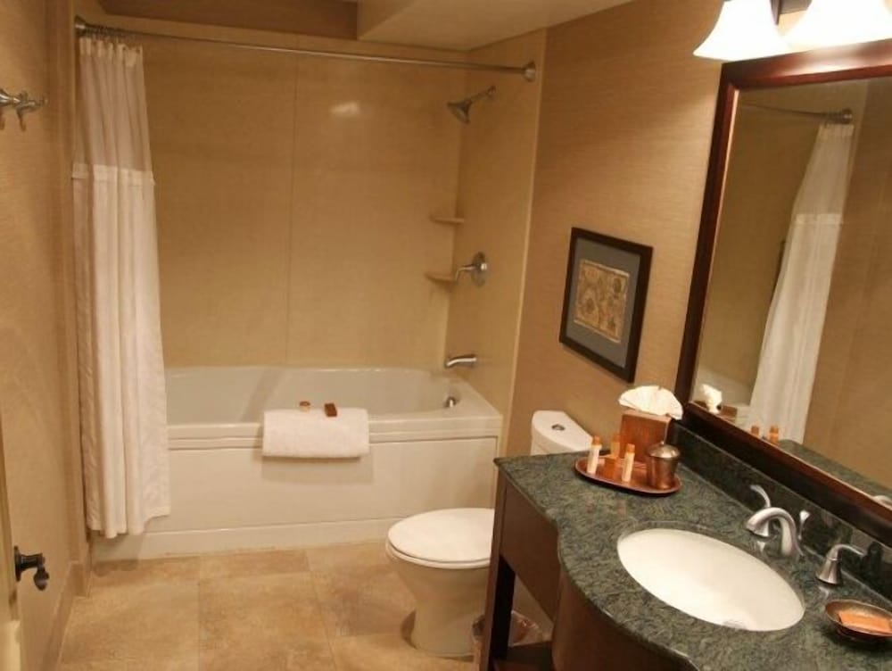 Blue Dolphin Inn - photo 39