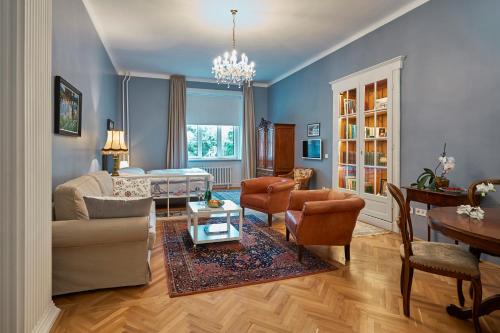 Schieszl Apartments 1 — 4-Star Luxury Hotel in Budapest, Hungary