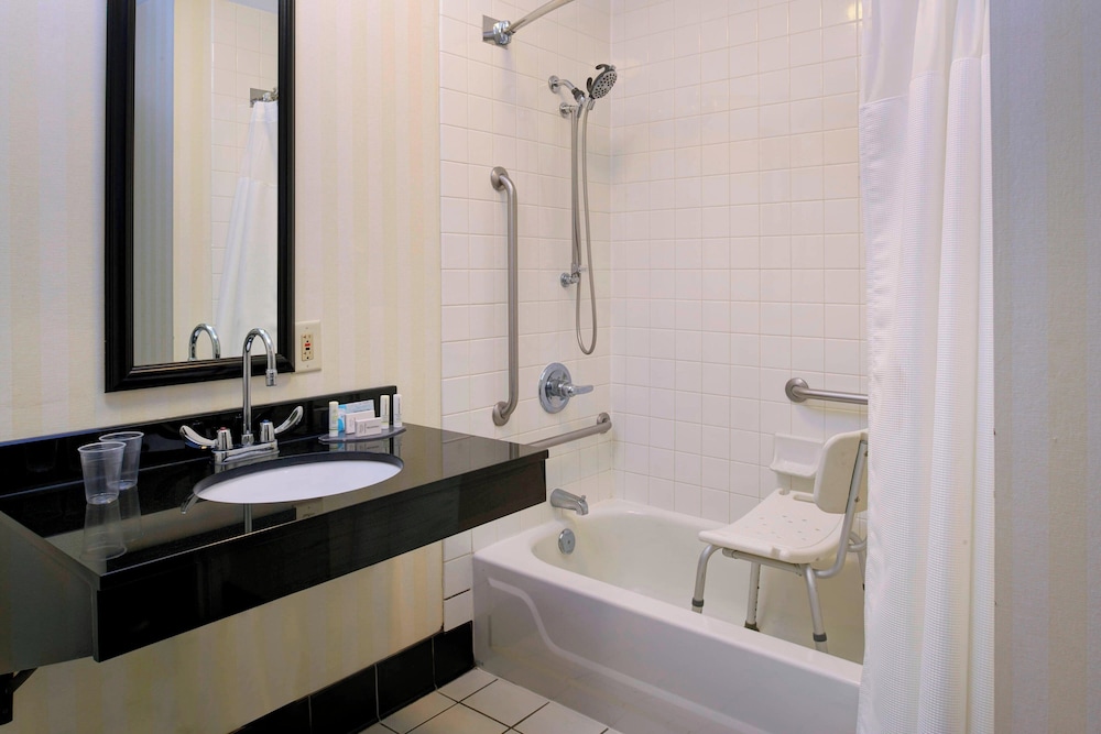 Fairfield Inn by Marriott Richmond - photo 14