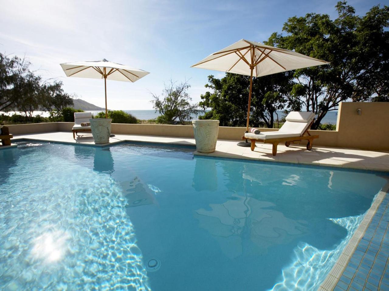 Lotus House — 4-Star Luxury Hotel in Magnetic Island, Australia
