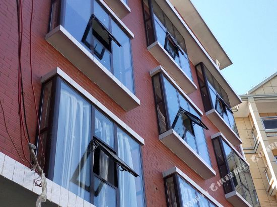 Sunflower Hotel Cili in Cili, People's Republic of China