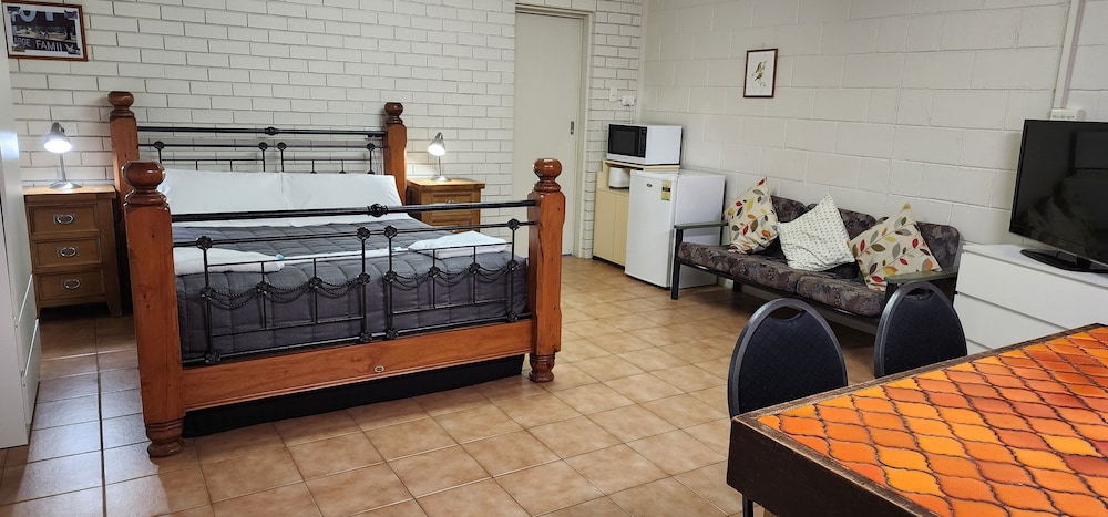 Warrumbungles Mountain Motel — Coonabarabran — photo 4