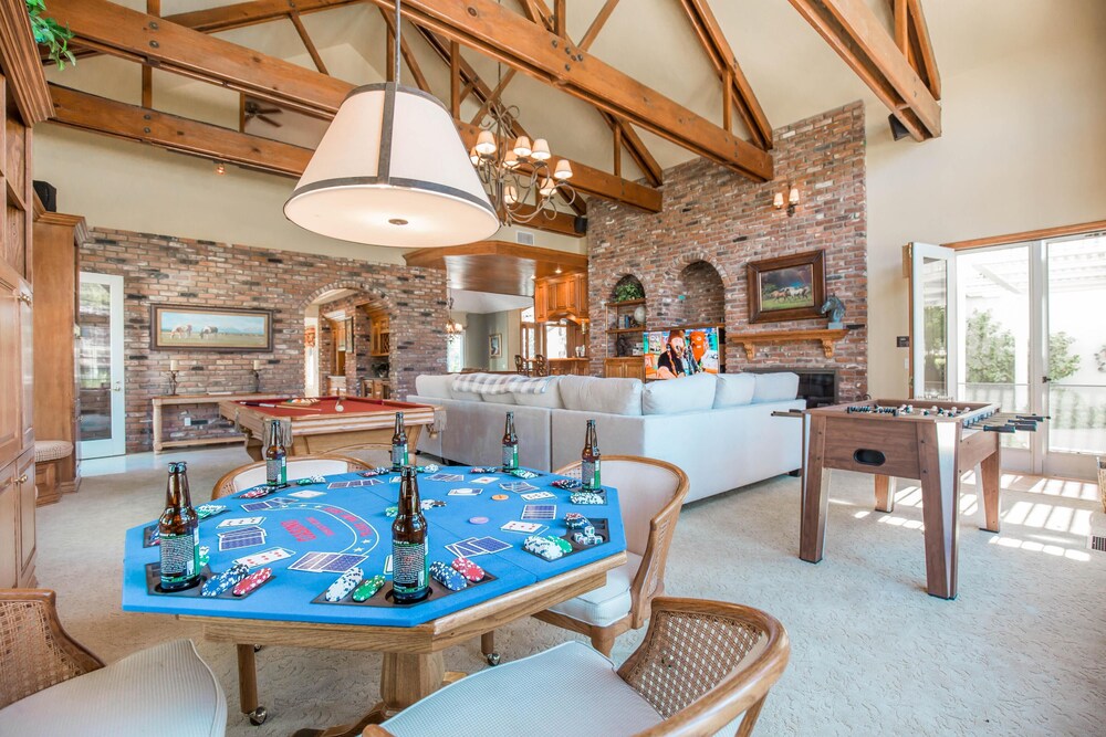 La Barrique by AvantStay Sleeps 22 14 Acre Estate Secluded in Wine Country - photo 18