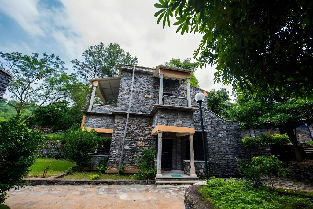 Aranyawas - carbon neutral hotel in Udaipur
