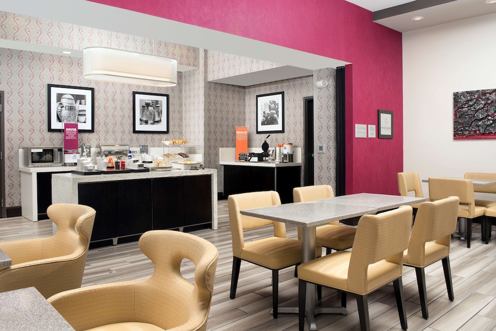 Hampton Inn Huntsville Village of Providence - photo 25