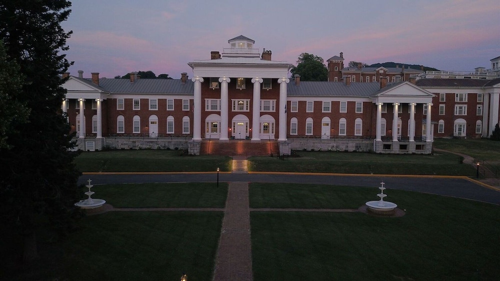 The Blackburn Inn and Conference Center - photo 98