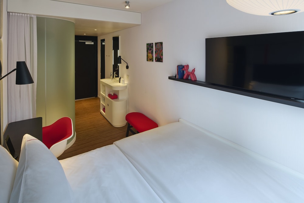 citizenM Austin Downtown - photo 8