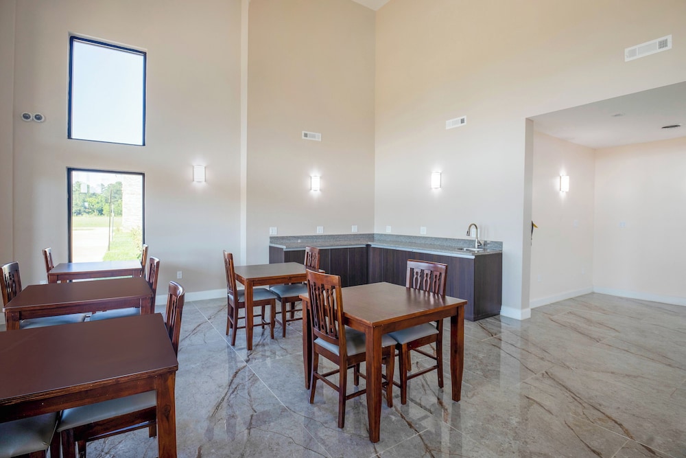 OYO Hotel Adairsville Calhoun South I 75 - photo 39