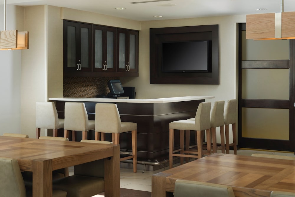 Residence Inn by Marriott Grand Rapids Airport - photo 3