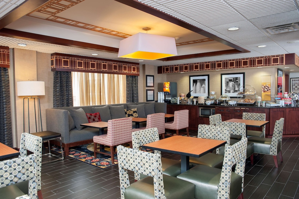 Hampton Inn Seymour - photo 44