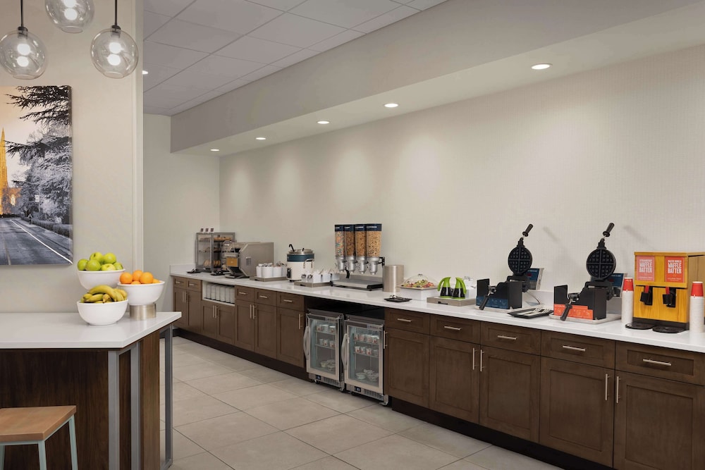 Home2 Suites by Hilton Durham University Medical Center - photo 30