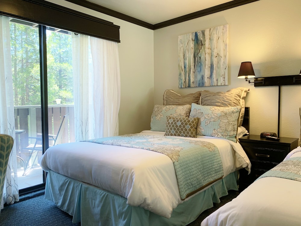 The North Shore Inn - photo 33