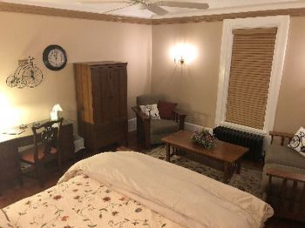 The Parsonage Inn - photo 8
