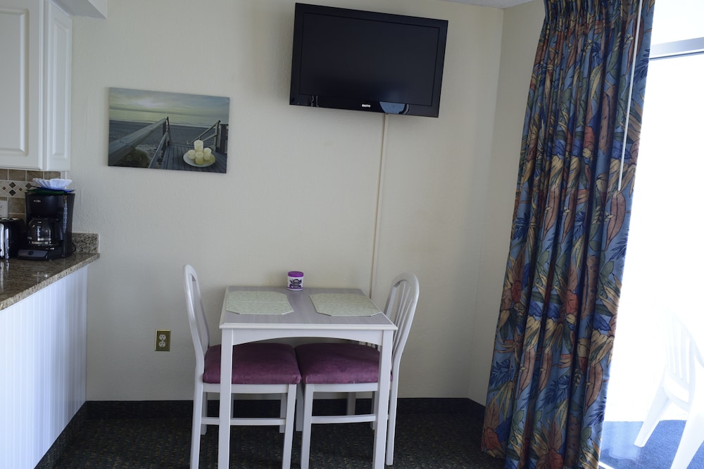 Sea Watch Resort - photo 8