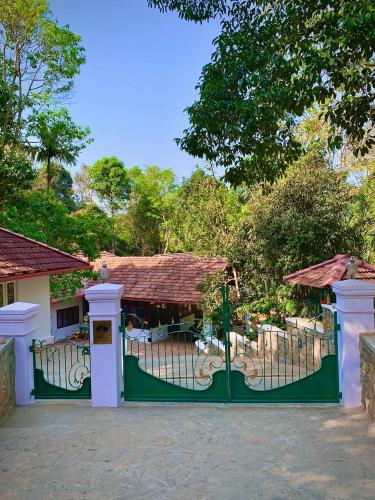 Cuppa Creek Homestay — 4-Star Luxury Hotel in Madikeri, India