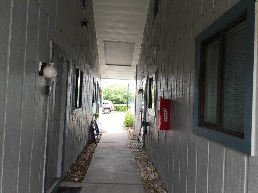 894 Oyster Quay - photo 22