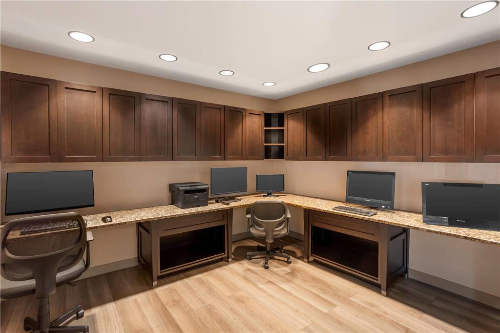 Comfort Inn & Suites Mt. Holly Westampton - photo 43